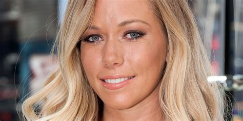 Kendra Wilkinson Opens Up About Her Relationship Status ...