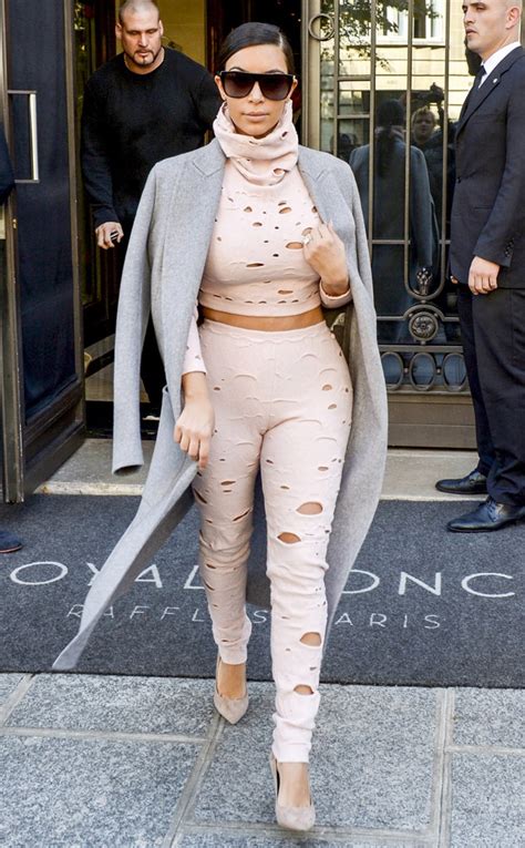 Kim Kardashian s Latest Fashion Week Outfit Looks Like It Was a Mistake ...