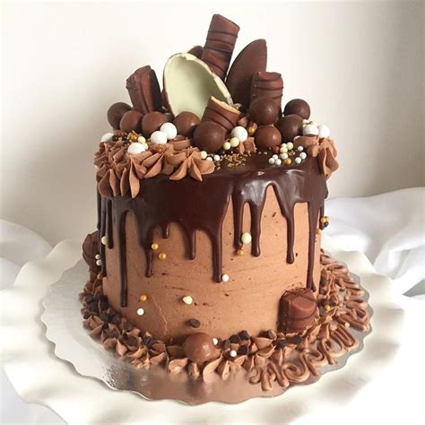 Kinder Egg Explosion | Chocolate cake decoration, Birthday ...