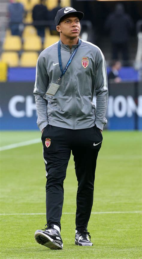Kylian Mbappe: Monaco reveal how much they want for ...