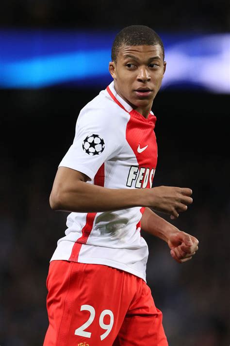 Kylian Mbappe transfer latest: Real Madrid step up chase ...
