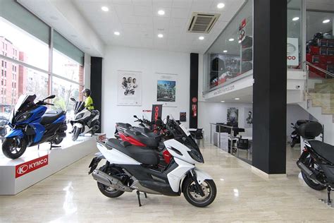 Kymco abre una tienda exclusiva en el centro de Girona de ...