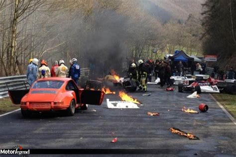 L accident de Niki Lauda recréé   actualité automobile   Motorlegend