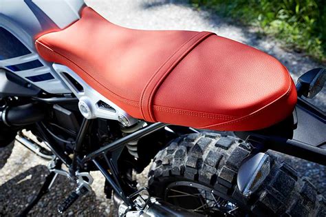 La altura del asiento de la moto ¿Por qué es tan importante? | Moto1Pro