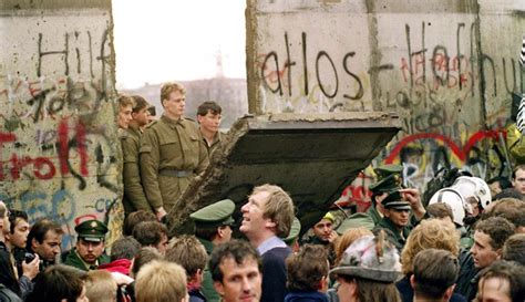 La caída del Muro de Berlín: a 30 años del día en que la ...