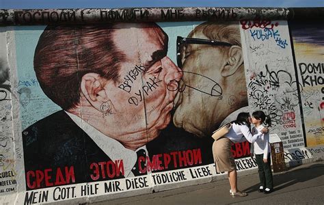 La caída del muro de Berlín en cifras | Forbes España