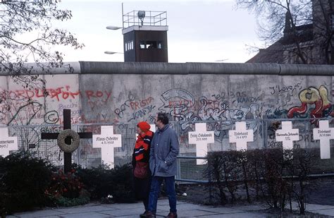 La caída del Muro de Berlín en imágenes