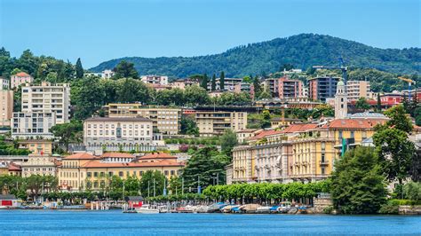 La ciudad y el lago de Lugano, Suiza