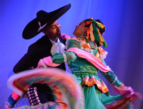 La Compañía Nacional de Danza Folklórica ofrecerá Danza y bailes ...