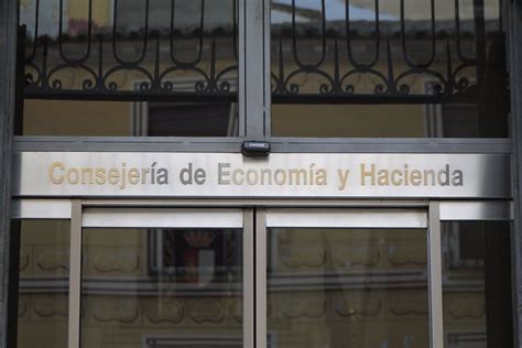 La Consejería de Hacienda cambia la denominación de tres direcciones ...