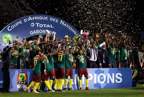 La Copa de África de 2021 se aplazó al 2022 por el ...