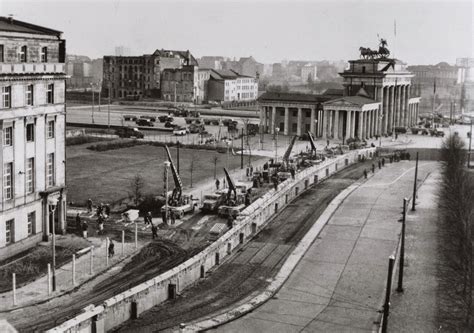 La Cuna del Sol: El Muro de Berlín: Otro mito de la Guerra ...