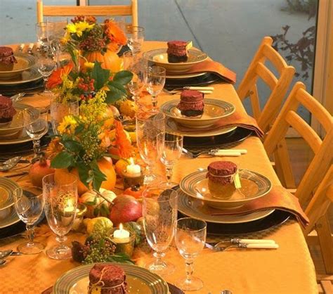 La decoración del día de Acción de Gracias | Thanksgiving table ...