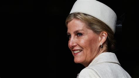La duquesa de Edimburgo realizó una inesperada visita a Irak