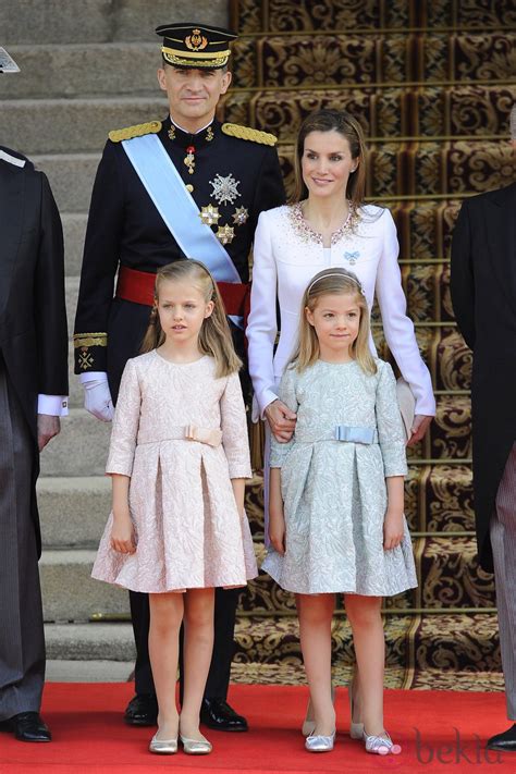 La Familia Real durante la proclamación de Felipe VI como ...