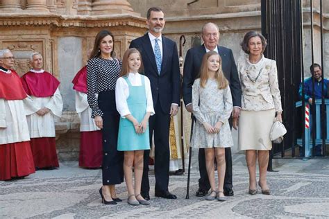 La Familia Real en la tradicional Misa del Domingo de ...