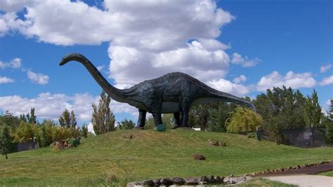La fascinante Ruta de los Dinosaurios de la Argentina   Canal 13 San ...