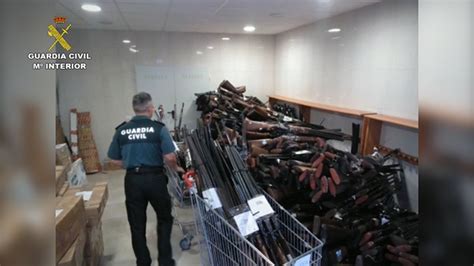 La Guardia Civil funde 6.100 armas