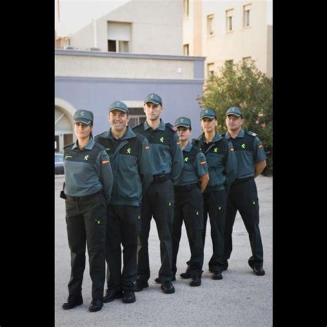 La Guardia Civil renueva su uniforme.   LQT Defensa