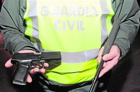 La Guardia Civil se pone seria con las sanciones en armas ...