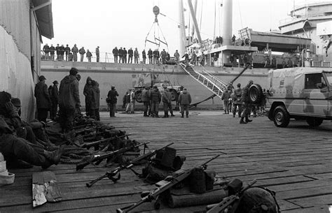 La guerra en fotos: 20 imágenes históricas del drama de Malvinas ...