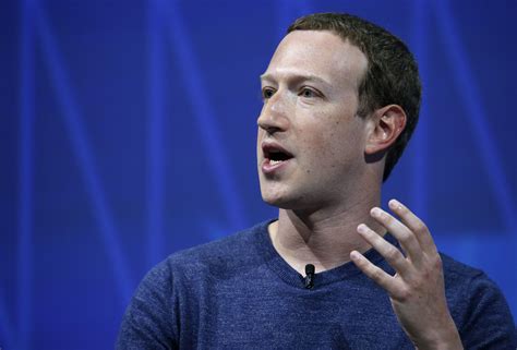 La historia de cómo Mark Zuckerberg inventó Facebook