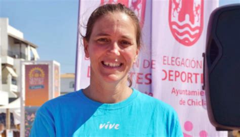 La histórica María Peláez, una nadadora solidaria