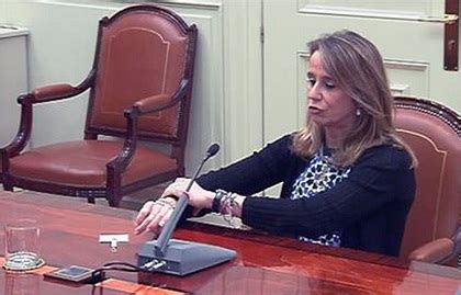 La jueza Lamela recurre al Código Penal franquista para ...