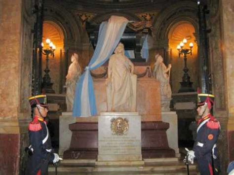 LA LLEGADA DE LOS RESTOS DE SAN MARTIN A BUENOS AIRES. EL ...