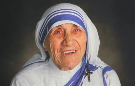 La Madre Teresa de Calcuta recibe el Premio Nobel de la Paz | History ...