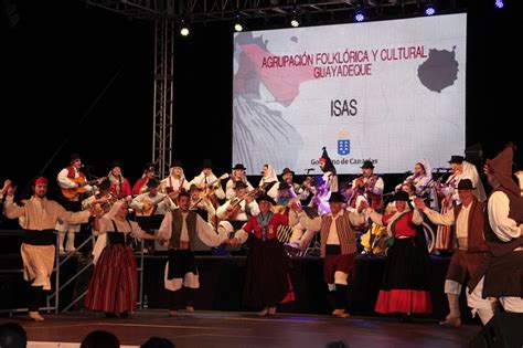 La música y la danza tradicional de Canarias se adueñan del Parque ...