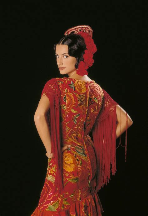 La niña de tus ojos | Flamenco dress, Penelope cruz, Flamenco costume