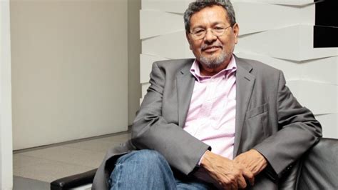 La novelística de un país en vilo: Élmer Mendoza | EL DEBATE