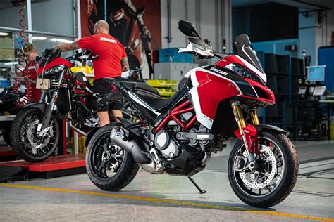 La nueva Ducati Multistrada V4 llegará en 2021 | espíritu ...