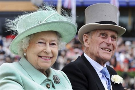 La reina de Inglaterra logra un aumento de sueldo | Mundo ...