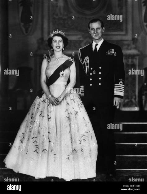 La reina Isabel II, la Reina del Reino Unido, y su esposo y consorte ...