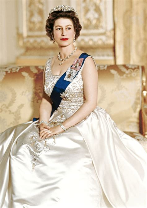 La Reina Isabel II, Reina de los Récords: ¡HOLA! TV estrenará el 12 de ...