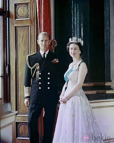 La Reina Isabel II y el Duque de Edimburgo en 1957   La Reina Isabel y ...