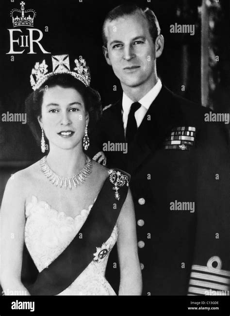 La reina isabel ii y su marido Imágenes de stock en blanco y negro   Alamy