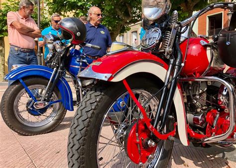 La reunión de motos clásicas y antiguas de Ribadesella ...