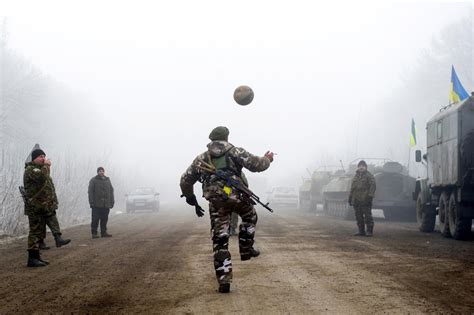 La ruta, más que mil palabras sobre la guerra  y el fútbol  en Ucrania ...