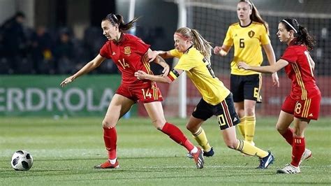 La selección española de fútbol femenino juega hoy en ...