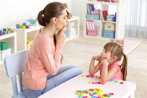 La terapia de lenguaje es esencial para que los niños se relacionen