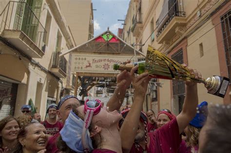 La travesía de Sant Antoni gana el primer premio de las fiestas de ...