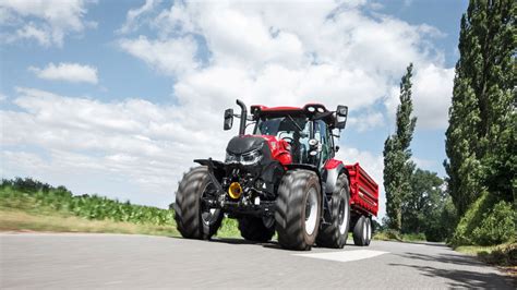 La venta de tractores nuevos subió un 23% respecto al año ...