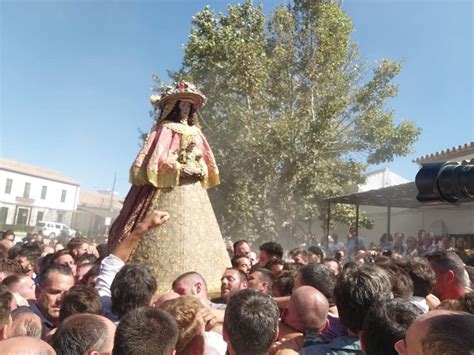 La Virgen del Rocío inicia su Traslado a Almonte 2019 ...