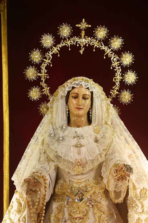 La Virgen del Rocío ya está Coronada
