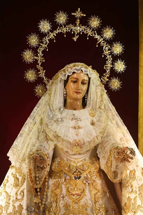 La Virgen del Rocío ya está Coronada