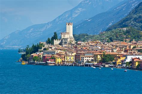 Lago di Garda: a Malcesine tra capperi e limoni [fuga per ...