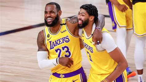 Lakers a un paso del título en las Finales de la NBA   Núcleo Noticias